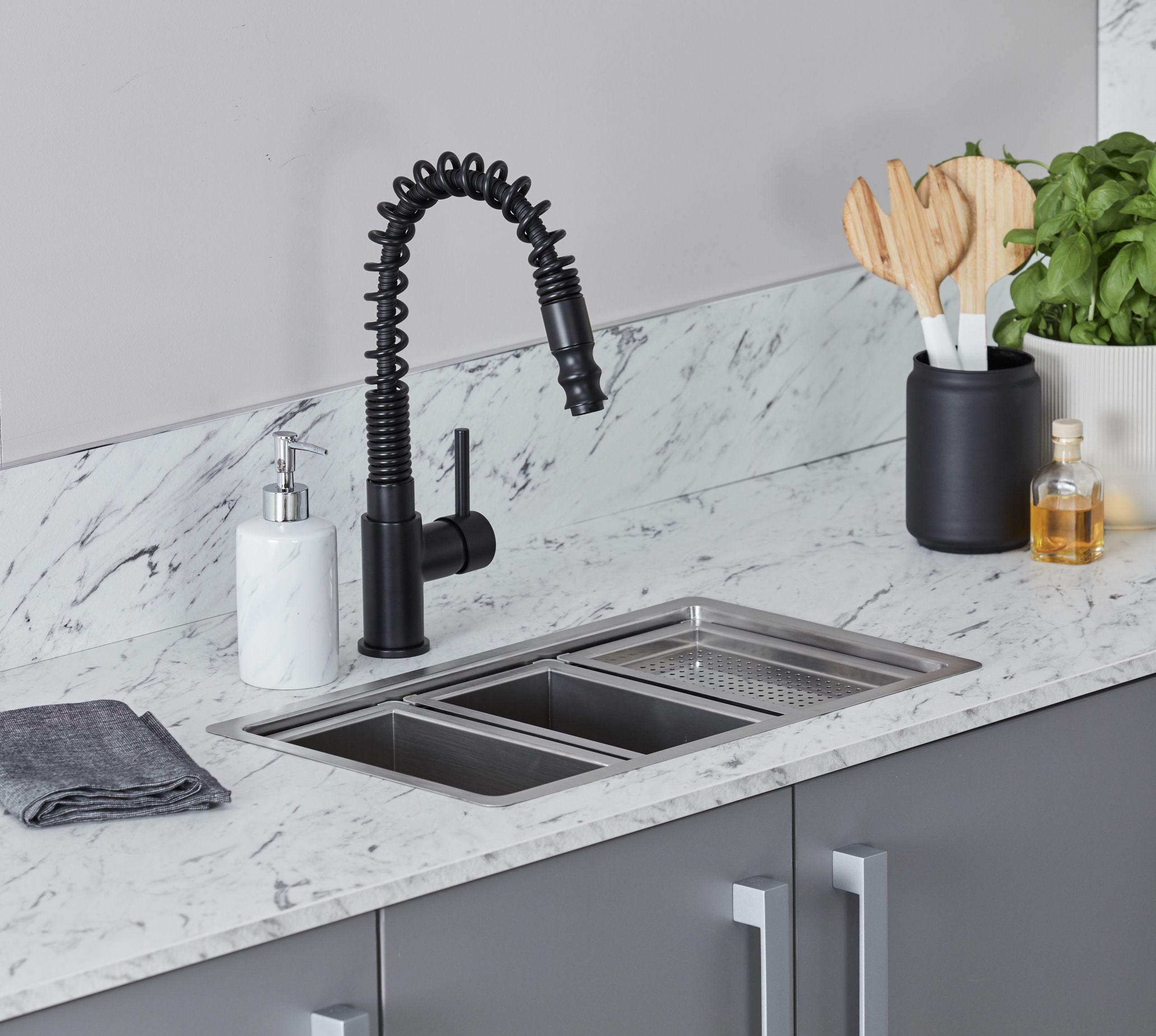 Charlotte Kitchen Tap Matt Black