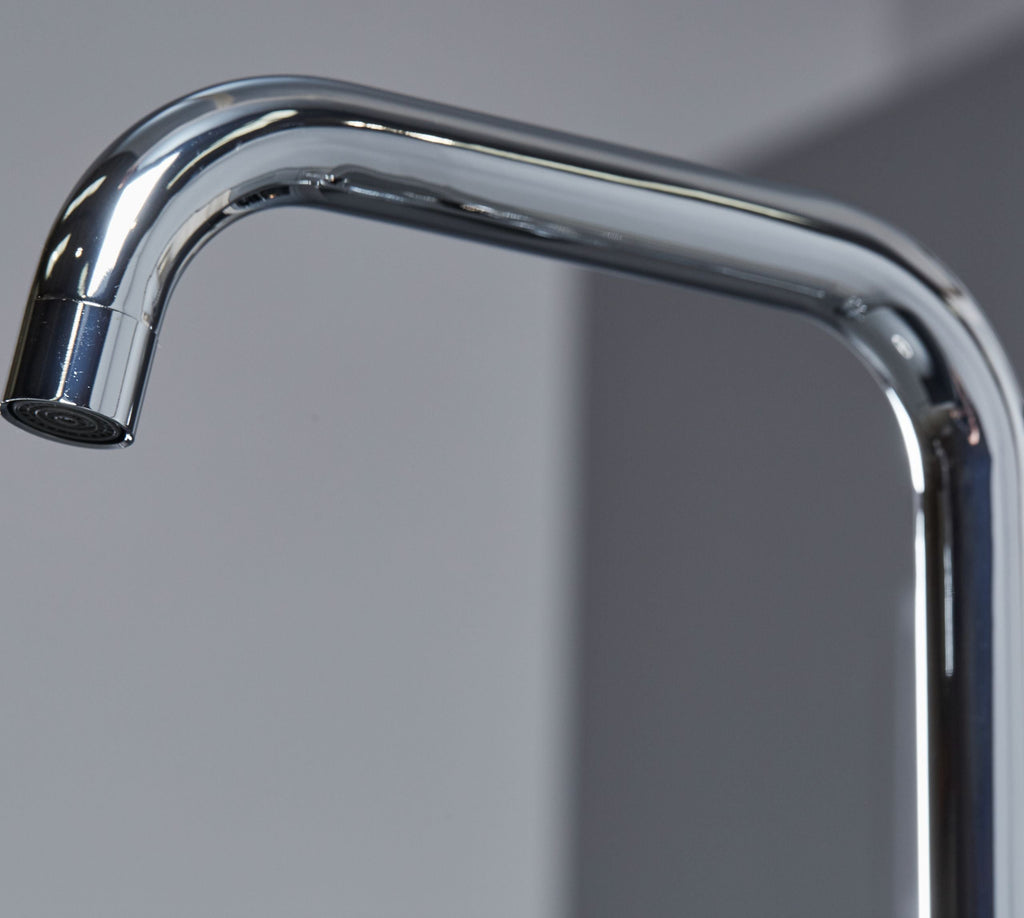 Geardine D Shape Kitchen Tap Chrome