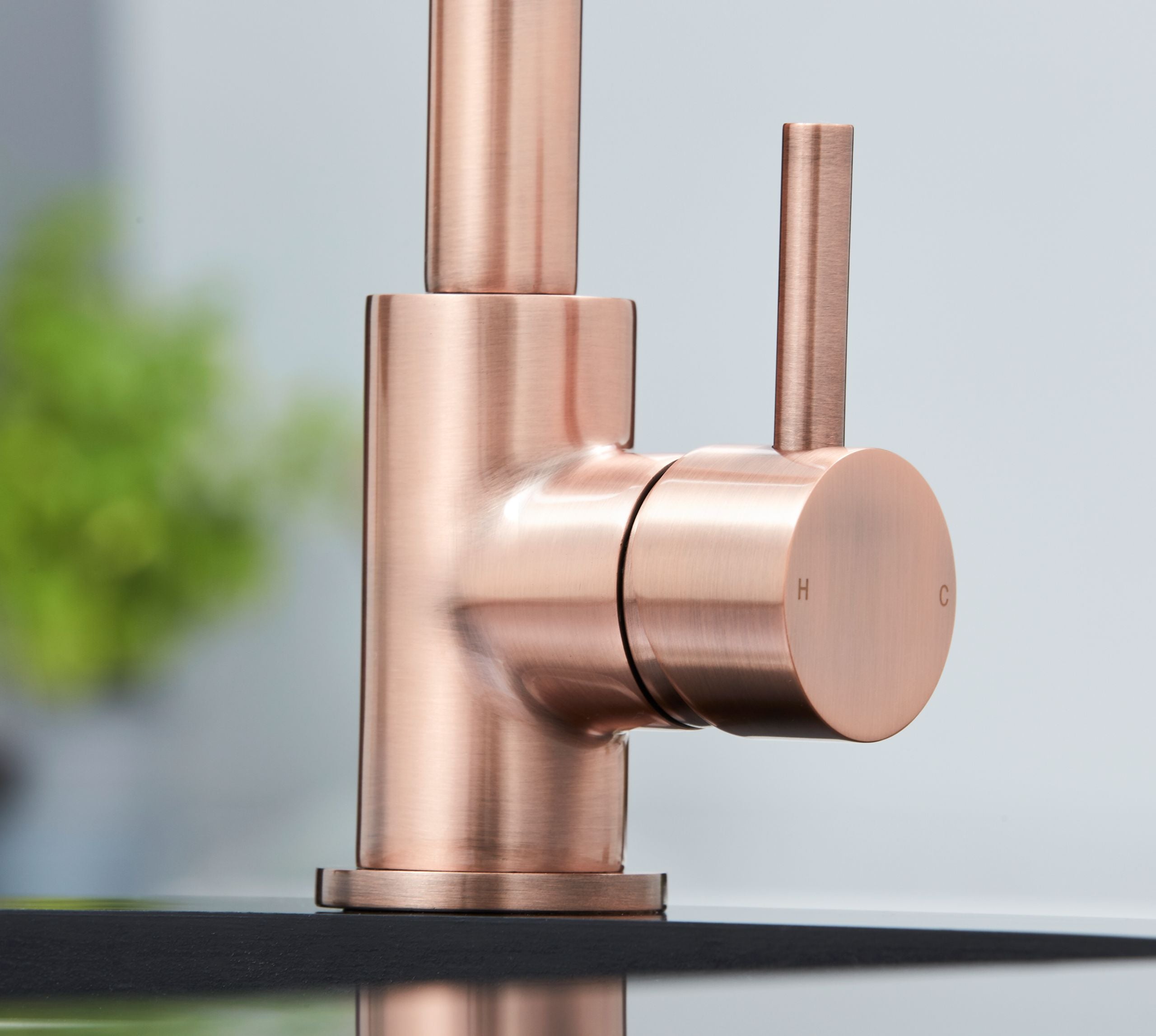 Geardine D Shape Kitchen Tap Copper