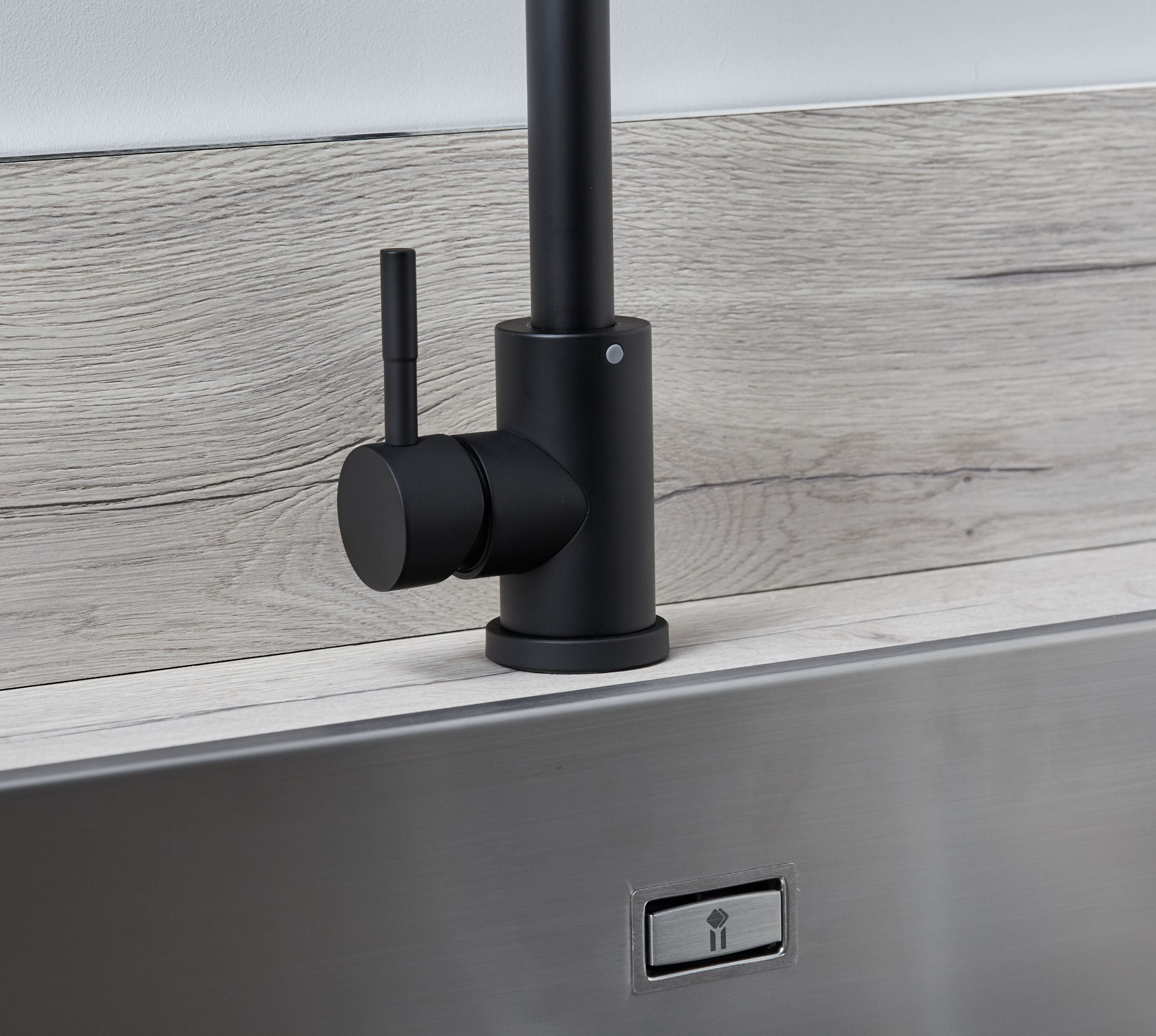 Geardine Kitchen Tap Matt Black