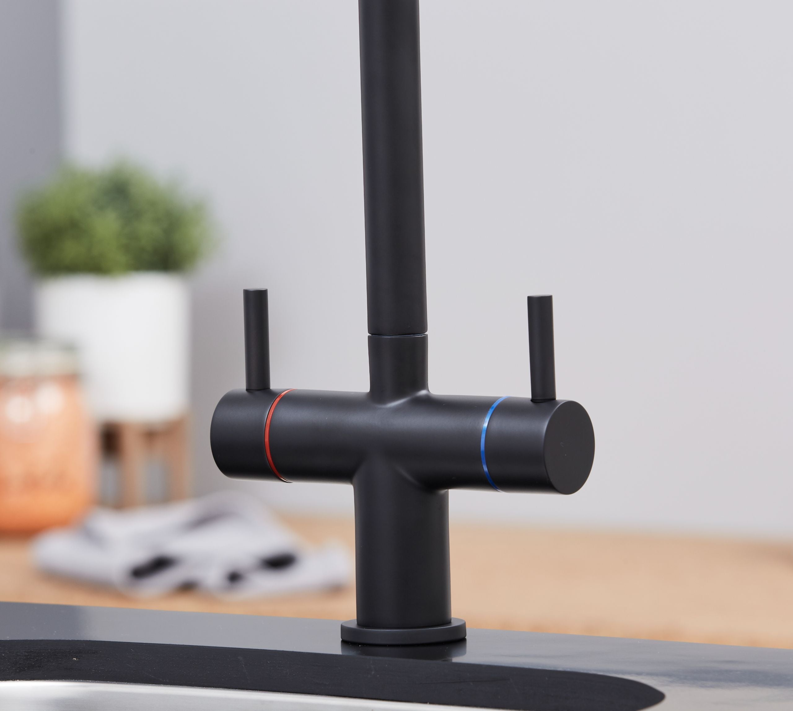 Isabella Kitchen Tap Matt Black