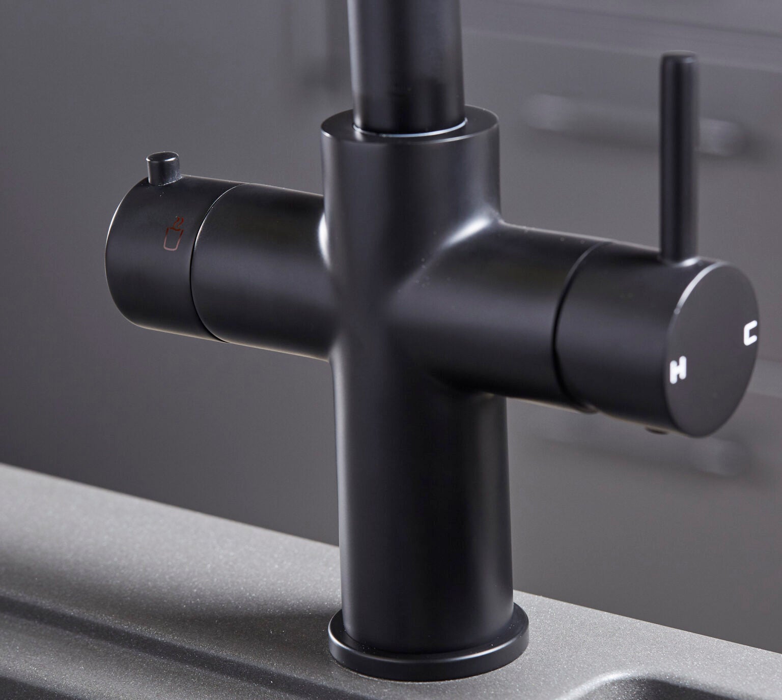 Astrum 3-in-1 Matt Black